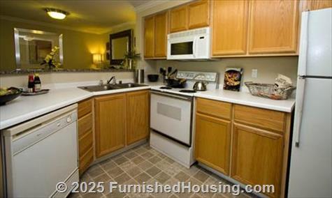 Overlook at Lakemont -  - 5305 Lake Mont Blvd SE, Bellevue, WA  98006 - LG - 499999
