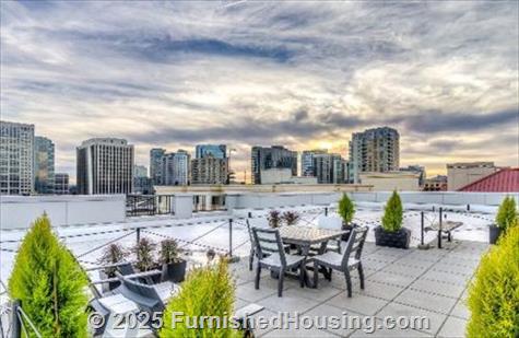 Park Metro -  - 11101 NE 12th Street, Bellevue, WA  98004 - LG - 4757162