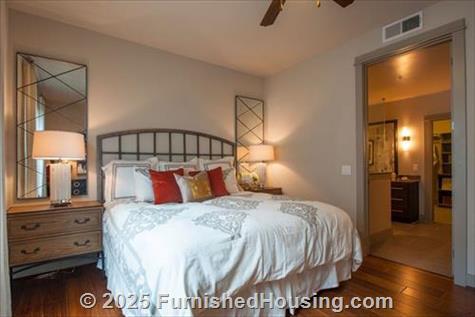 Pearl Residences at City Centre -  - 10401 Town and Country Way, Houston, TX  77024 - LG - 5211635