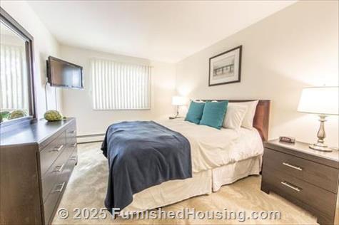 Pheasant Run - Walk Up - 9 Silver Drive, Nashua, NH  03060 - LG - 4723077