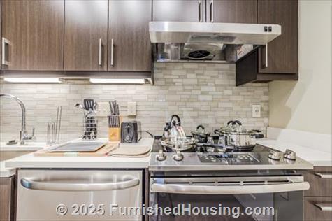 Post Centennial Park - Mid-Rise - 325 Centennial Olympic Park Dr, Atlanta, GA  30313 - LG - 6074777