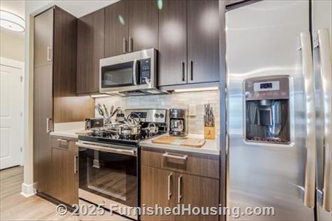Post Centennial Park - Mid-Rise - 325 Centennial Olympic Park Dr, Atlanta, GA  30313 - LG - 6494857