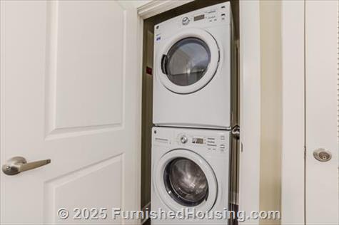 Post Centennial Park - Mid-Rise - 325 Centennial Olympic Park Dr, Atlanta, GA  30313 - LG - 6494873
