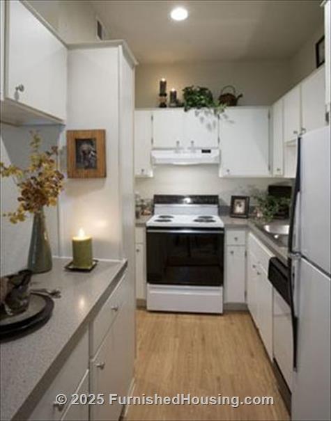 Post Vintage - mid-rise - 2800 Cole Avenue, Dallas, TX  75204 - LG - 274909