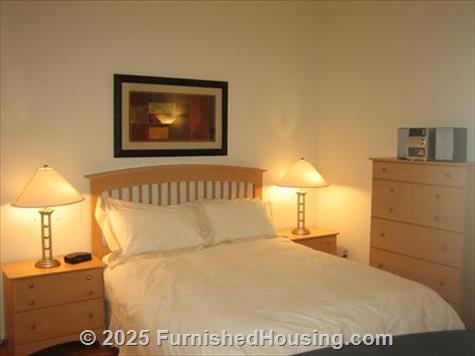 Reserve Square - Hi-Rise - 1701 East 12th Street, Cleveland, OH  44114 - LG - 60914