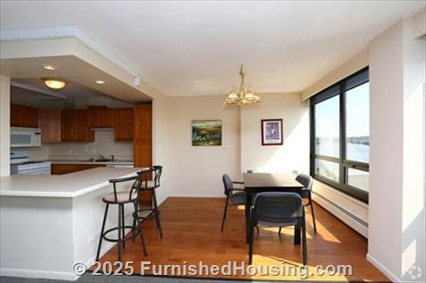 Rock River Tower - Mid-Rise - 913 N Main Street, Rockford, IL  61103 - LG - 4884197