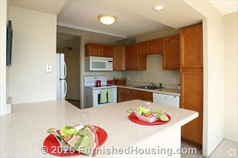 Rock River Tower - Mid-Rise - 913 N Main Street, Rockford, IL  61103 - LG - 4884202