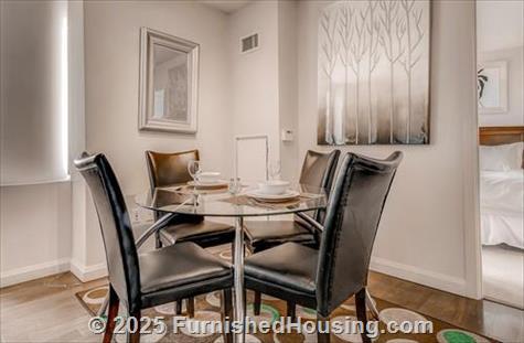Santana Row - Mid-Rise - 367 Santana Heights, San Jose, CA  95128 - LG - 4925629