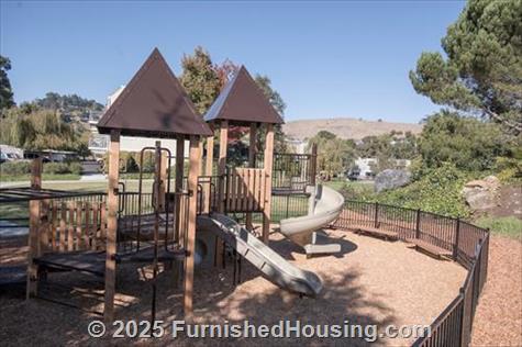 Serenity Larkspur - Garden-Apt - 1800 Lincoln Village Circle, Larkspur, CA  94939 - LG - 5948322