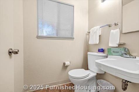 Shenandoah Square - Townhouse - 924 Mariner Drive, Mountain View, CA  94043 - LG - 8515139