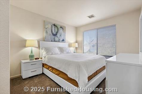 Shenandoah Square - Townhouse - 924 Mariner Drive, Mountain View, CA  94043 - LG - 8515143