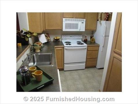 Sidney -  - 400 Wall Street, Seattle, WA  98121 - LG - 185069