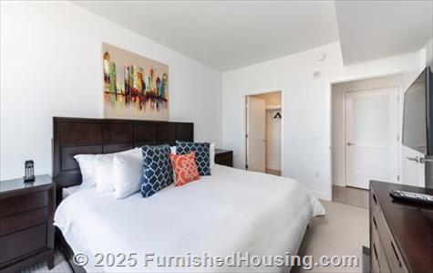 Signature at Reston Town Center - Hi-Rise - 11850 Freedom Drive, Reston, VA  20190 - LG - 5917263
