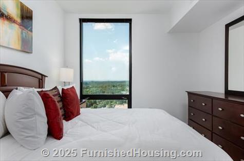 Signature at Reston Town Center - Hi-Rise - 11850 Freedom Drive, Reston, VA  20190 - LG - 5934725