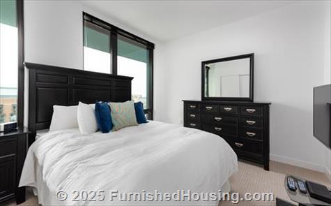 Signature at Reston Town Center - Hi-Rise - 11850 Freedom Drive, Reston, VA  20190 - LG - 5948359