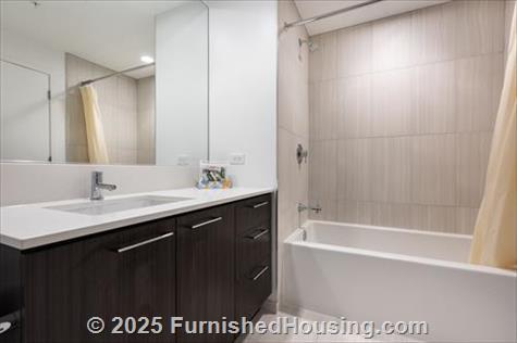 Signature at Reston Town Center - Hi-Rise - 11850 Freedom Drive, Reston, VA  20190 - LG - 5948363