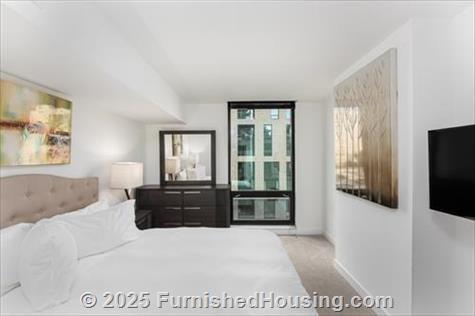 Signature at Reston Town Center - Hi-Rise - 11850 Freedom Drive, Reston, VA  20190 - LG - 7358986