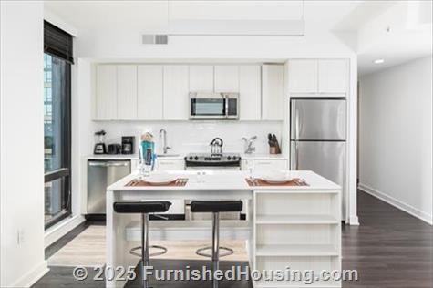 Signature at Reston Town Center - Hi-Rise - 11850 Freedom Drive, Reston, VA  20190 - LG - 7359025
