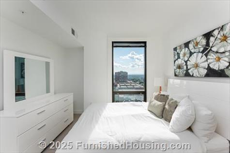 Signature at Reston Town Center - Hi-Rise - 11850 Freedom Drive, Reston, VA  20190 - LG - 7359031