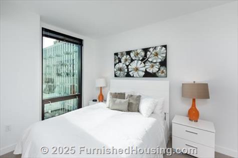 Signature at Reston Town Center - Hi-Rise - 11850 Freedom Drive, Reston, VA  20190 - LG - 7359032