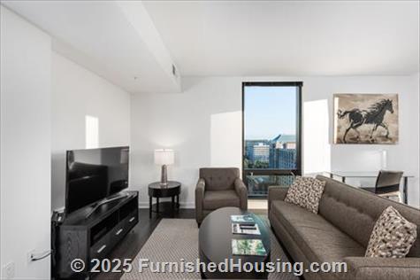 Signature at Reston Town Center - Hi-Rise - 11850 Freedom Drive, Reston, VA  20190 - LG - 7359041