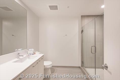 Signature at Reston Town Center - Hi-Rise - 11850 Freedom Drive, Reston, VA  20190 - LG - 7359049