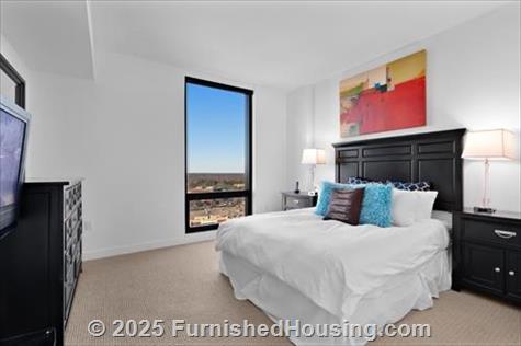 Signature at Reston Town Center - Hi-Rise - 11850 Freedom Drive, Reston, VA  20190 - LG - 7970891