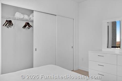 Signature at Reston Town Center - Hi-Rise - 11850 Freedom Drive, Reston, VA  20190 - LG - 7970893