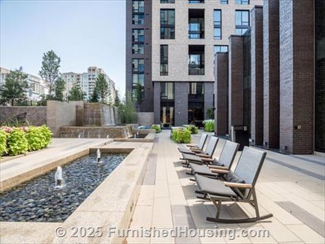 Signature at Reston Town Center - Hi-Rise - 11850 Freedom Drive, Reston, VA  20190 - LG - 8176677