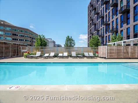 Signature at Reston Town Center - Hi-Rise - 11850 Freedom Drive, Reston, VA  20190 - LG - 8176709