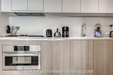Sky - Hi-Rise - 605 West 42nd Street, New York, NY  10036 - LG - 4350653