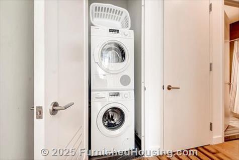 Sky - Hi-Rise - 605 West 42nd Street, New York, NY  10036 - LG - 4557571