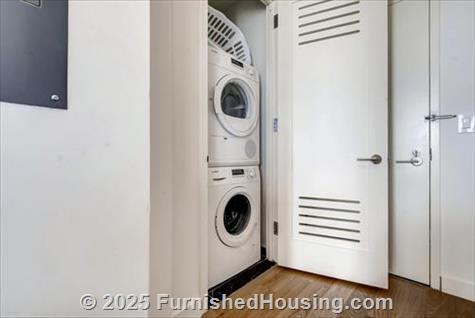 Sky - Hi-Rise - 605 West 42nd Street, New York, NY  10036 - LG - 8558780