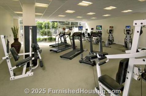 Soma Square - mid-rise - One Saint Francis Place, San Francisco, CA  94107 - LG - 89013