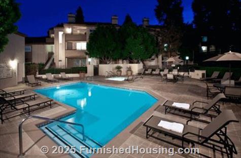Stoneridge Apartments - Low-Rise - 6310 Stoneridge Mall Road, Pleasanton, CA  94588 - LG - 3822546
