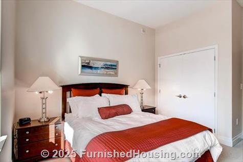 Stoneridge Apartments - Low-Rise - 6310 Stoneridge Mall Road, Pleasanton, CA  94588 - LG - 4861837
