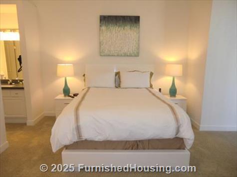 Stoneridge Apartments - Low-Rise - 6310 Stoneridge Mall Road, Pleasanton, CA  94588 - LG - 4999434