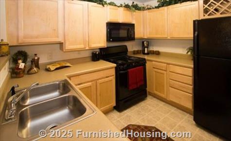 Stratford at Hillcrest Towne Center -  - 2454 Hillcrest Center Circle, Winston-Salem, NC  27103 - LG - 4499172