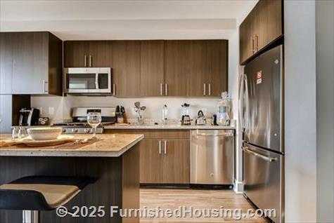 The Bartlett - Hi-Rise - 520 12th Street South, Arlington, VA  22202 - LG - 4765819