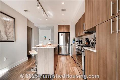 The Bartlett - Hi-Rise - 520 12th Street South, Arlington, VA  22202 - LG - 4842643