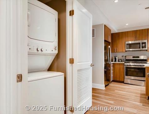 The Bartlett - Hi-Rise - 520 12th Street South, Arlington, VA  22202 - LG - 4842679