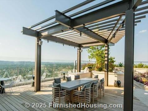 The Bowie - Hi-Rise - 311 Bowie Street, Austin, TX  78703 - LG - 5814715