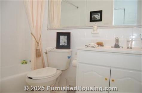 The Carlyle - Low-Rise - 4515 Carlyle Court, Santa Clara, CA  95054 - LG - 74514