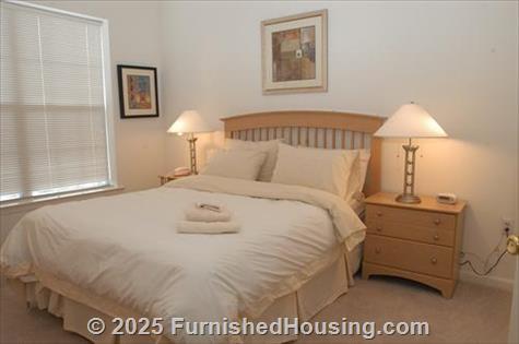 The Fountains - Garden-Apt - 5101 Hawthorne Drive, West Des Moines, IA  50265 - LG - 60871