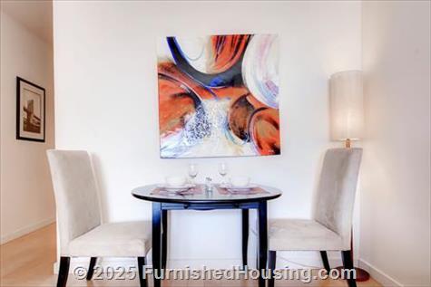 The Gateway - Hi-Rise - 405 Davis Court, San Francisco, CA  94111 - LG - 4843990