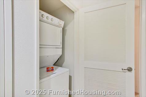 The Glendon - Garden-Apt - 1001 Tiverton Avenue, Los Angeles, CA  90024 - LG - 4912260