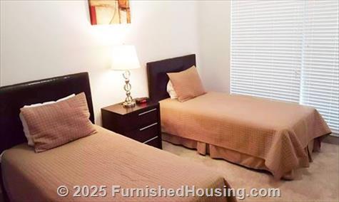 The Grand at La Centerra - Mid-Rise - 2727 Commercial Center Blvd, Katy, TX  77494 - LG - 8170188
