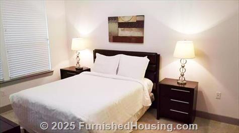 The Grand at La Centerra - Mid-Rise - 2727 Commercial Center Blvd, Katy, TX  77494 - LG - 8170190