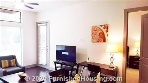 The Grand at La Centerra - Mid-Rise - 2727 Commercial Center Blvd, Katy, TX  77494 - LG - 8170195