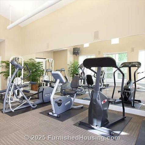 The Hamptons in Cupertino - Low-Rise - 19500 Pruneridge Avenue, Cupertino, CA  95014 - LG - 5731432